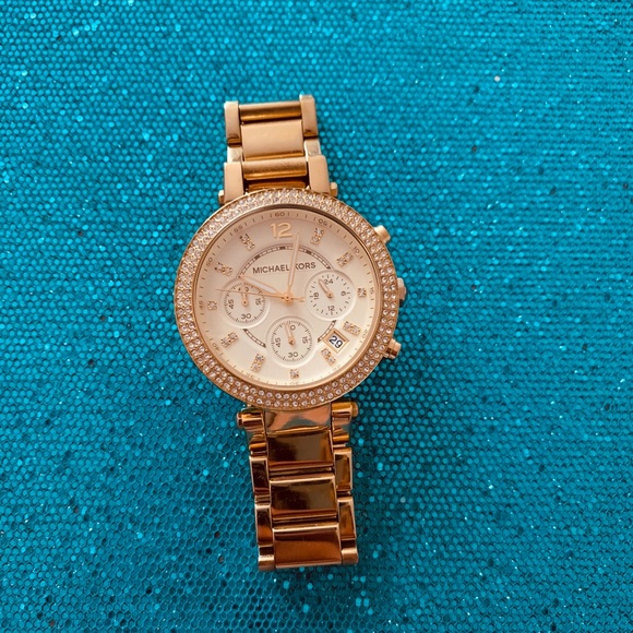 Michael Kors Sparkly watch - Picture 1 of 3